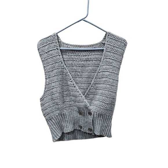Beautiful grey vest - Picture 1 of 7